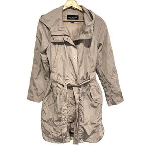 Andrew Marc - Light grey lined hooded raincoat women's size Small